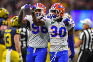 Florida LB Amari Burney (30) celebrates a sack in the 2018 Chick-fil-A Peach Bowl.